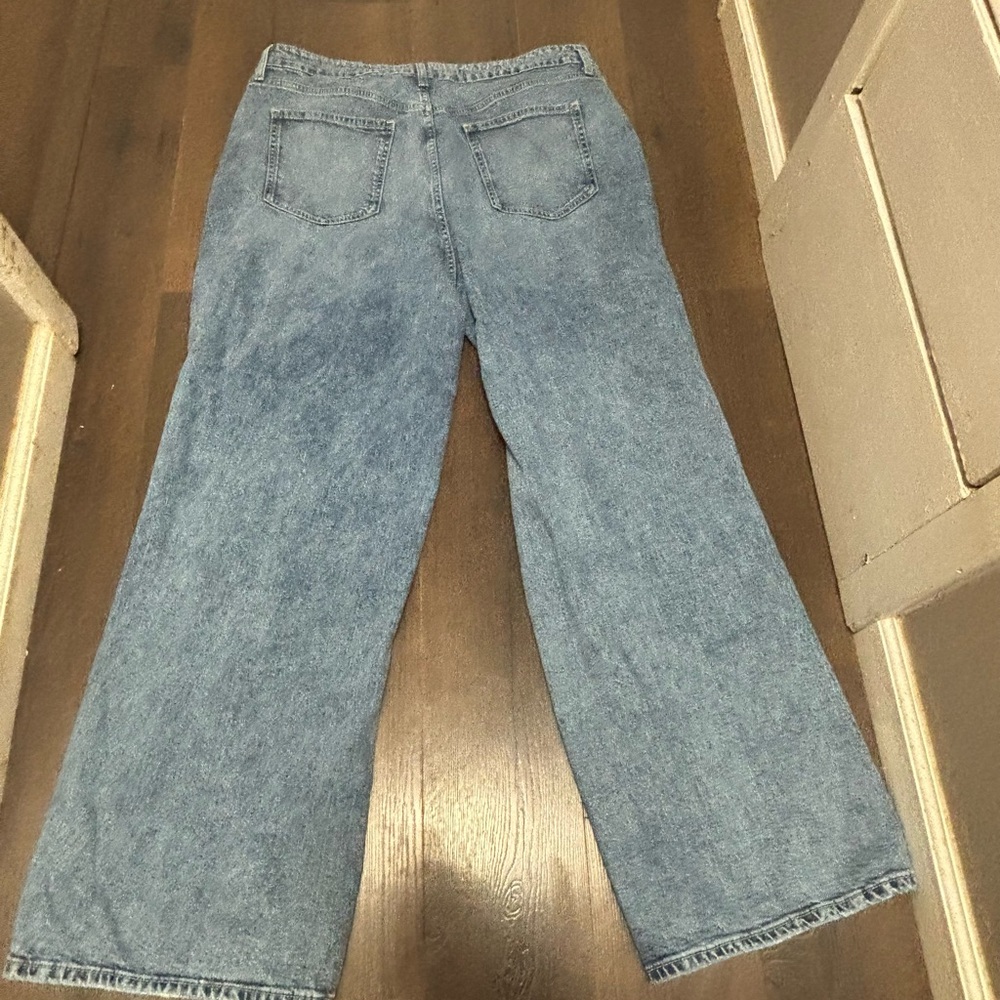 Universal thread wide leg jeans - Picture 2 of 3